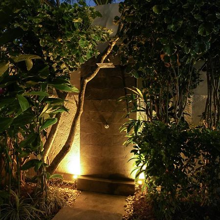 קנגו Villa Piece Of Peace Private 3Br With Large Pool And Garden מראה חיצוני תמונה